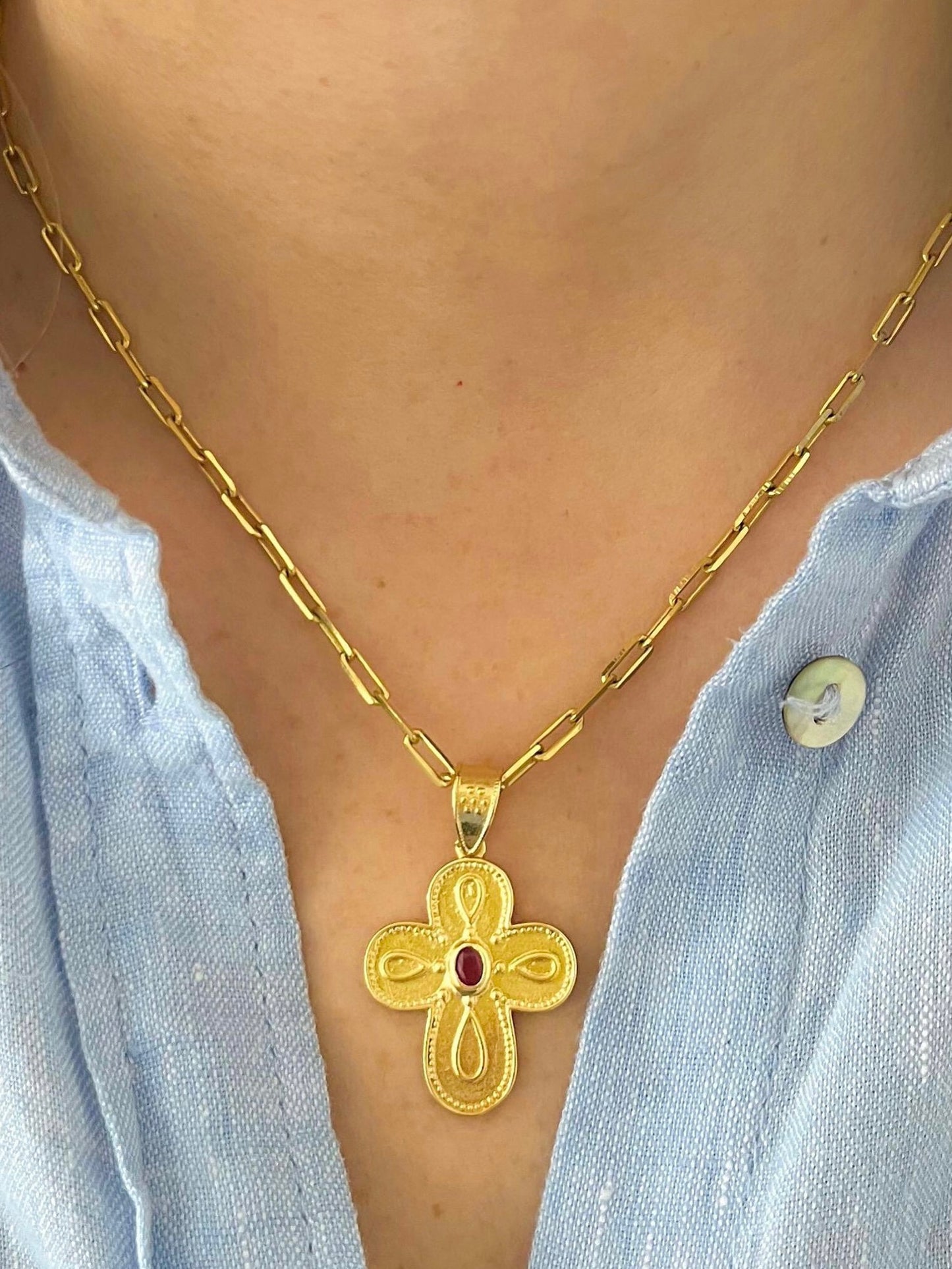 COLLAR CRUZ RUBI ORO