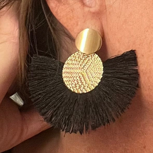 Aros con flecos español negro con dorado