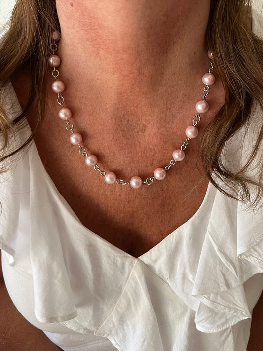 Collar de perlas naturales rosadas